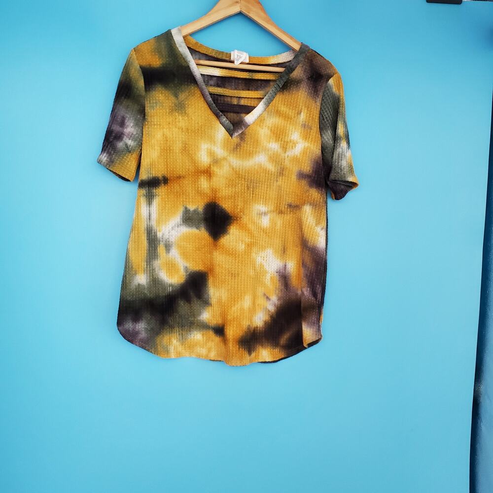Vintage Bibi Top Size Large V-Neck Short Sleeve Tie Dye Waffle Knit